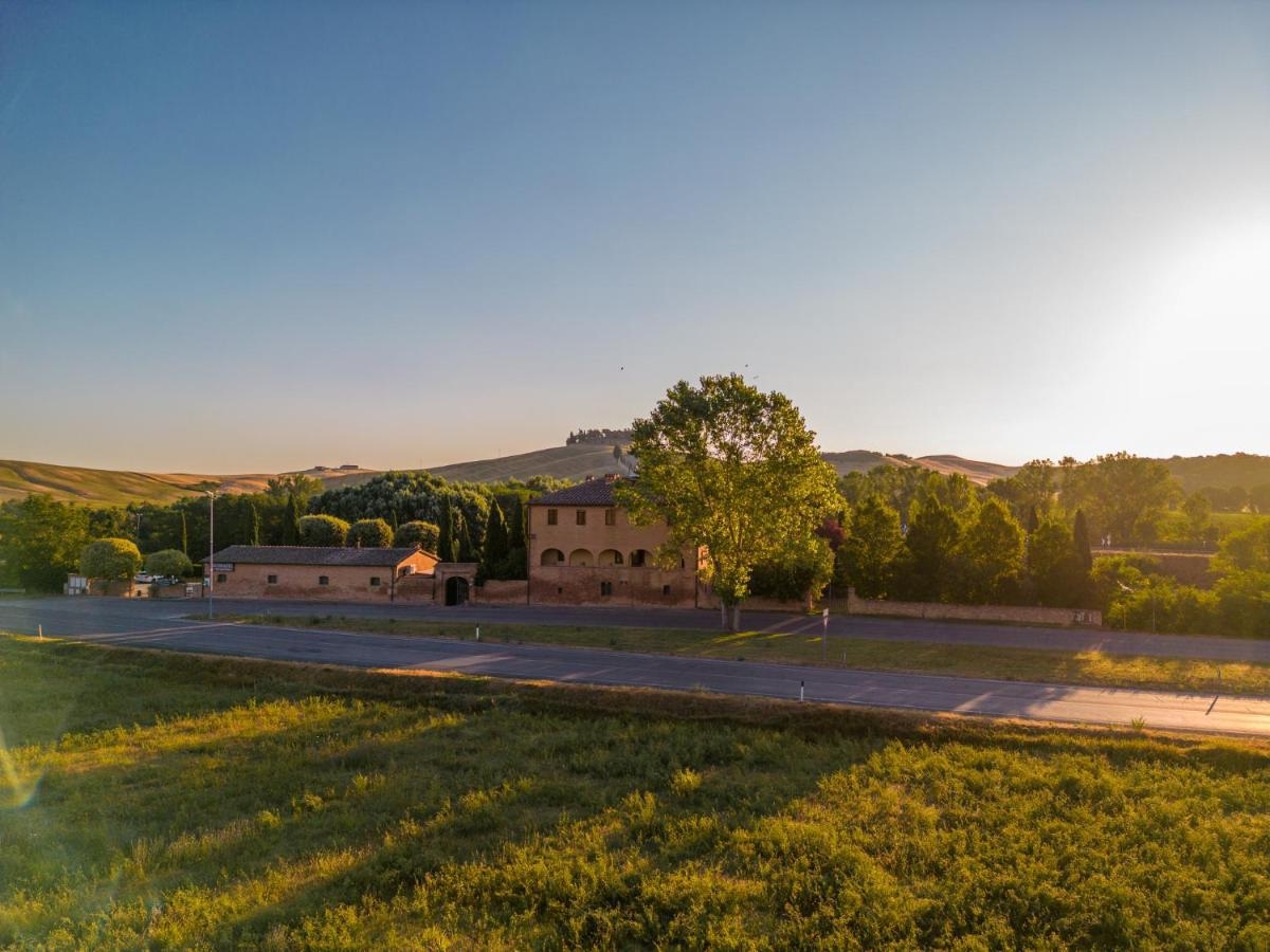 Hotel More Di Cuna Monteroni d'Arbia Bagian luar foto