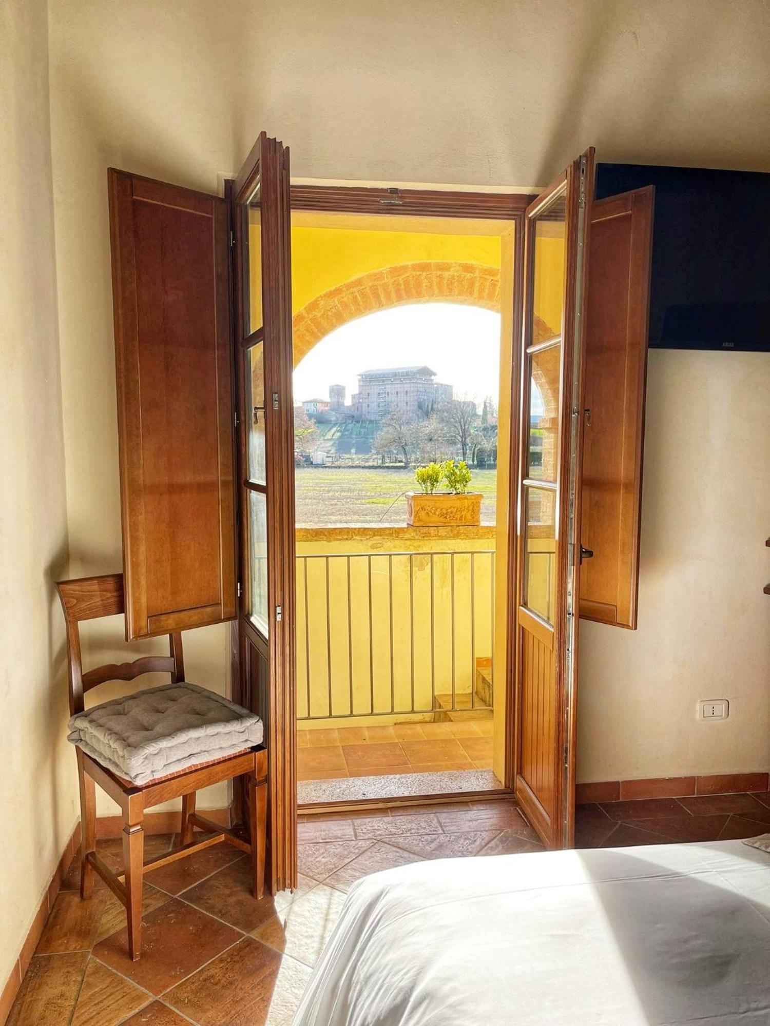 Hotel More Di Cuna Monteroni d'Arbia Bagian luar foto
