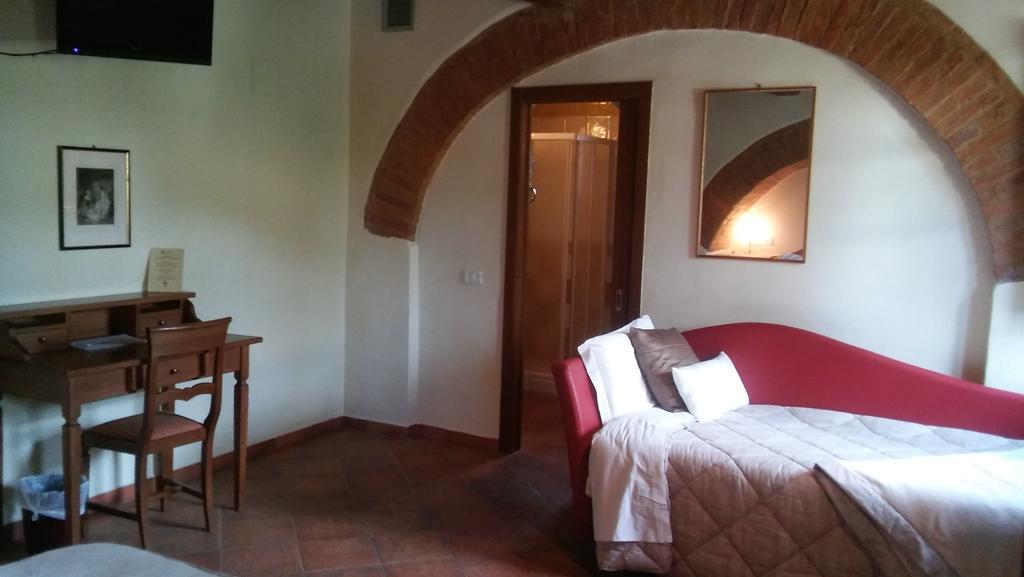 Hotel More Di Cuna Monteroni d'Arbia Bagian luar foto