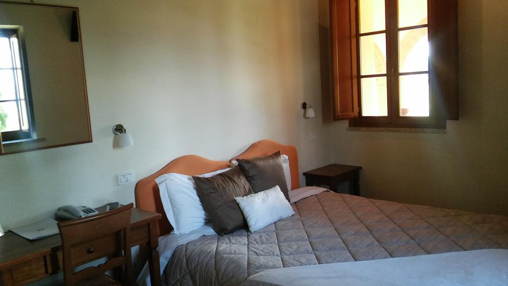 Hotel More Di Cuna Monteroni d'Arbia Bagian luar foto